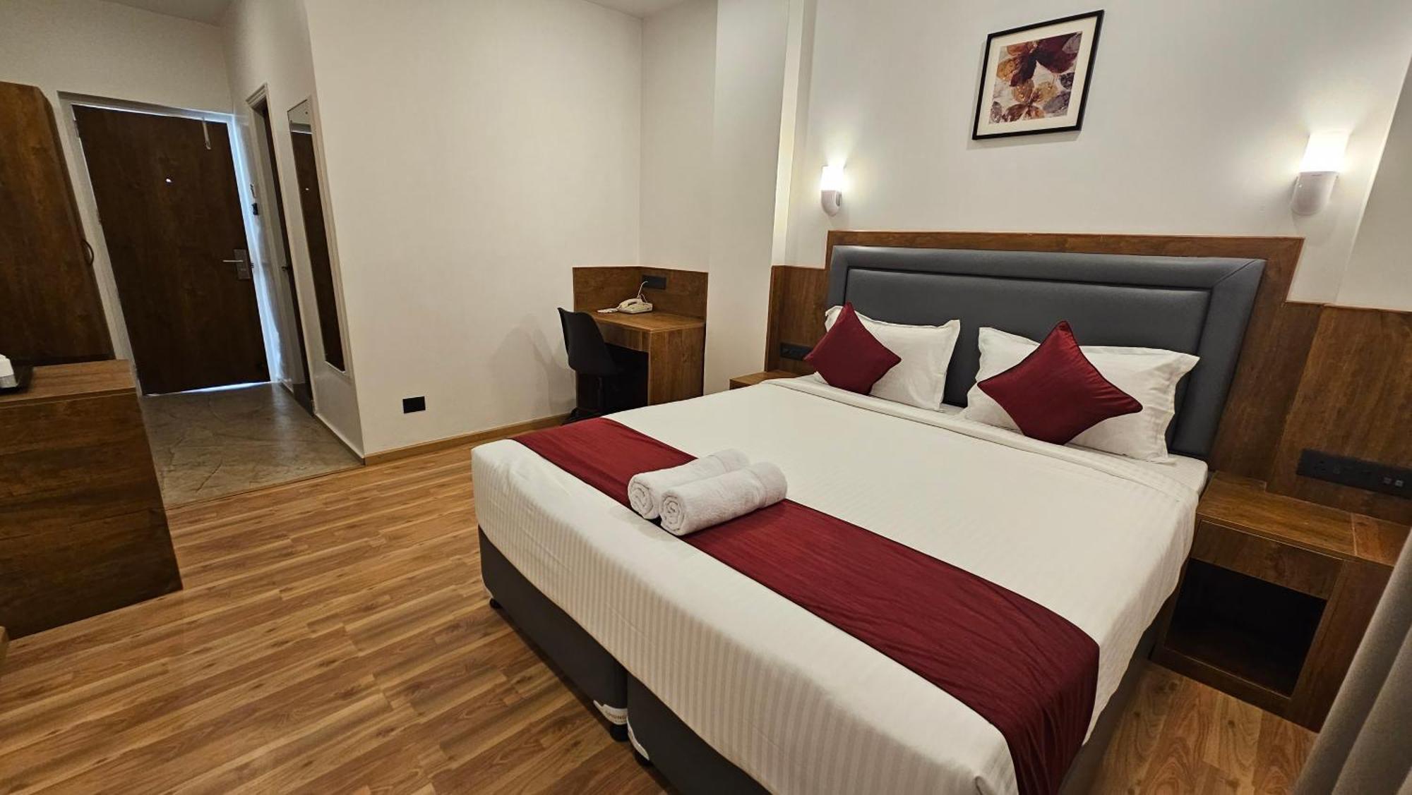 Indiana Hills Hotel Shillong Kültér fotó